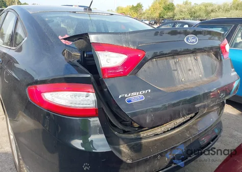 2013 Ford Fusion Se z USA, uszkodzony, nr VIN 3FA6P0HR2DR236654